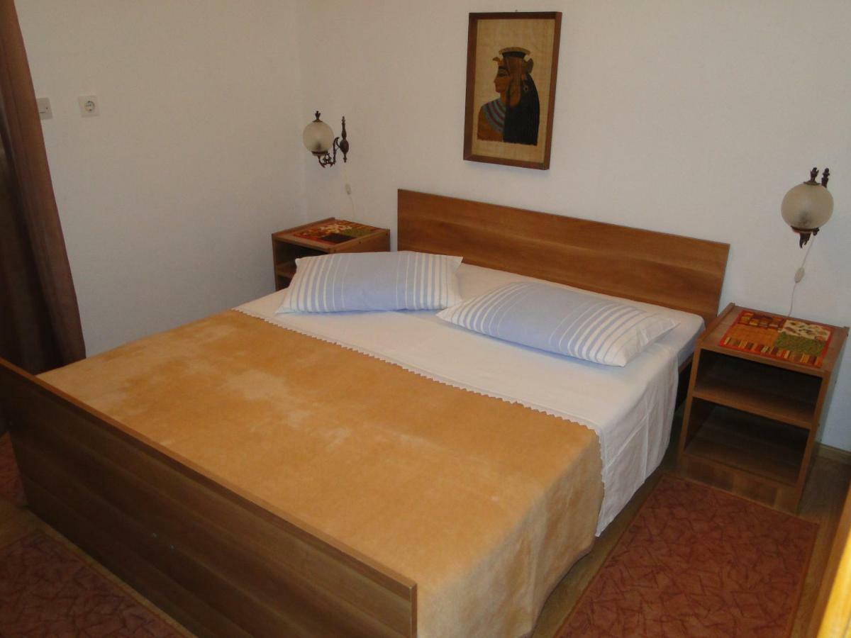 Lida Apartment Рогозница Екстериор снимка